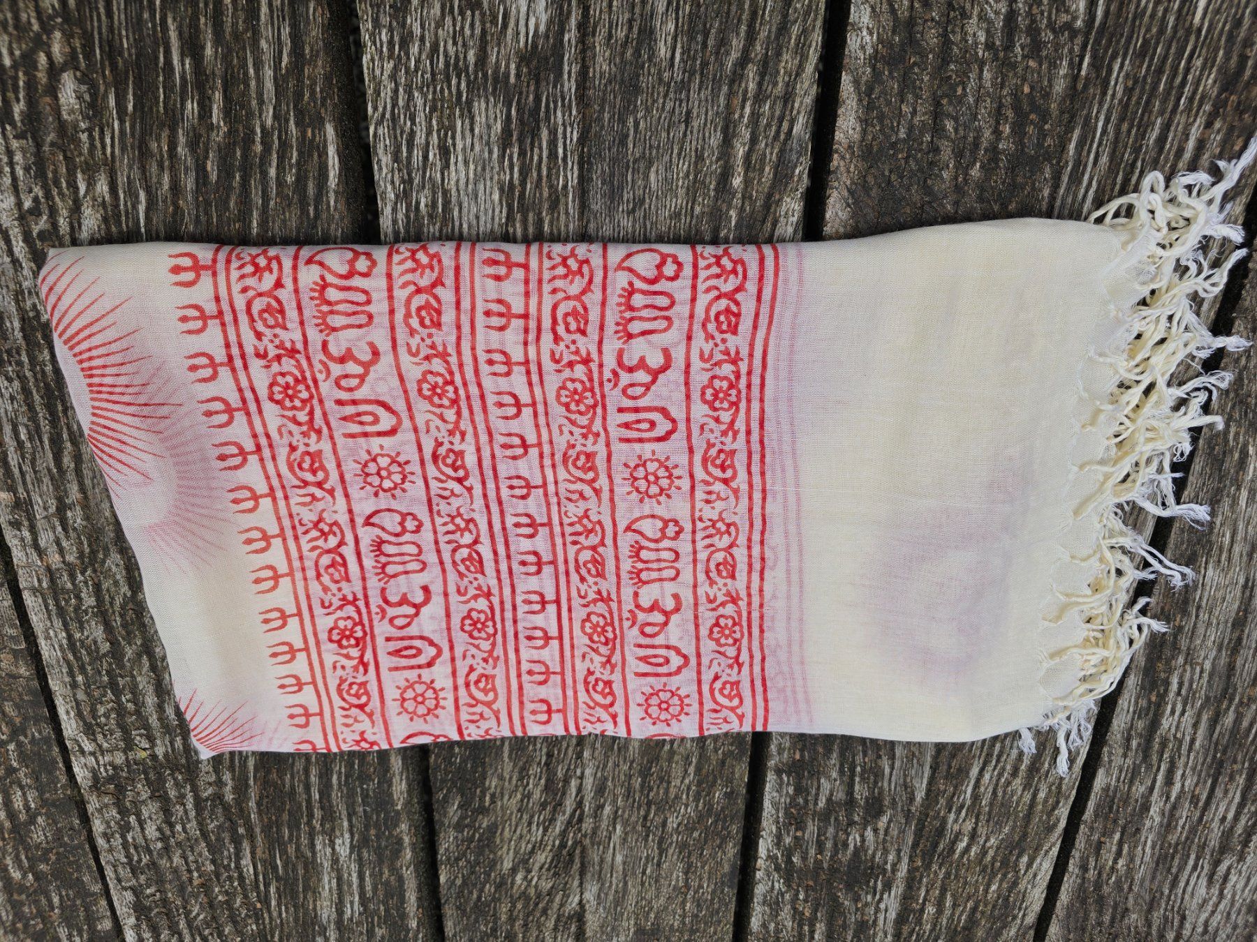 Foulard & Sciarpe: Kleidung: Tuch Yoga "OM" mit Fransen – Nuovo (secondo la descrizione) da Romanshorn venduto da Rachacha