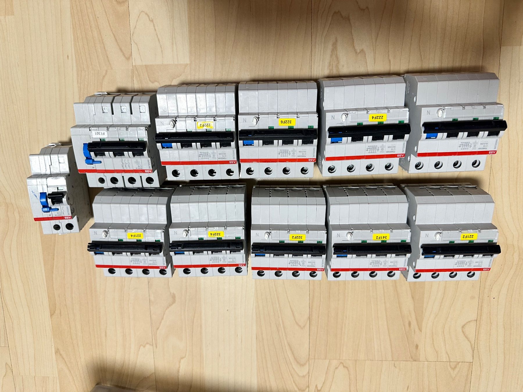 ABB Interruttori: 9x FI LS C13 A 4 Polig Smissline ABB – Usato da niederhasli venduto da rami016