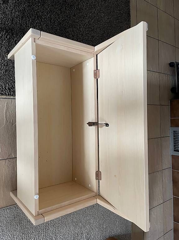 Guardaroba: Kindergarderobe mit Truhe – Usato da Hunzenschwil venduto da ramses018 3