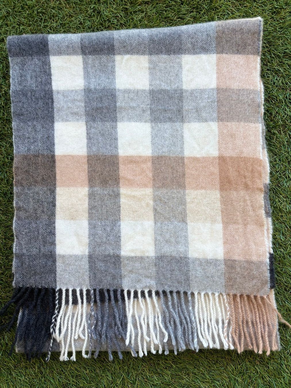 Foulards, Tücher & Schals: Echarpe Edinburgh en 100 % cachemire – Gebraucht aus Cheseaux-Lausanne von Ya5te 2