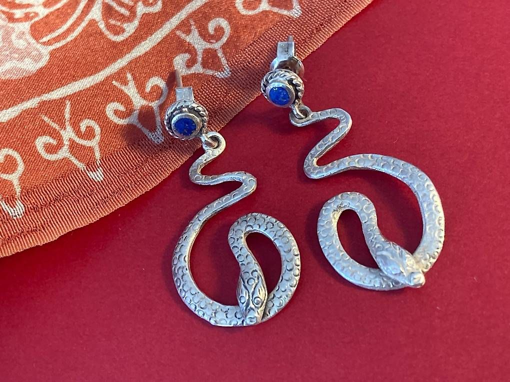 Ohrringe & -stecker: Ohrringe, Schlangenohrringe, Silber mit Lapislazuli – Gebraucht aus St. Gallen von jbr_q7tx 1