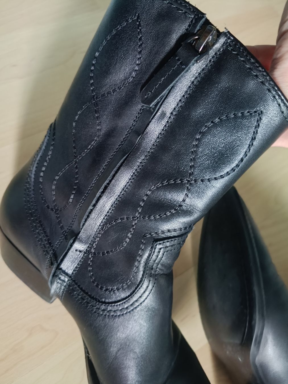 Massimo Dutti Herrenschuhe: Stiefeletten von Massimo Dutti, Grösse 37 – Gebraucht aus Adliswil von Vimovi