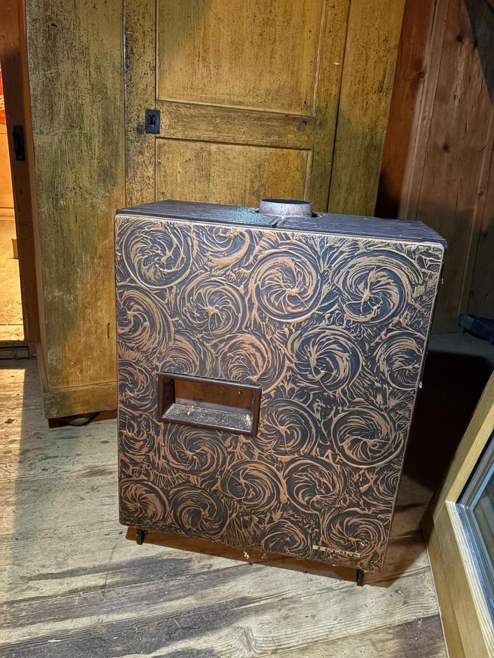 Altri mobili d'antiquariato: Antiker Ölofen – Usato da Ruswil venduto da rah_8p5y