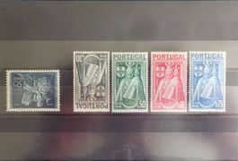 PORTUGAL: Des timbres neufs **/*, 1946–1960, 4 photos