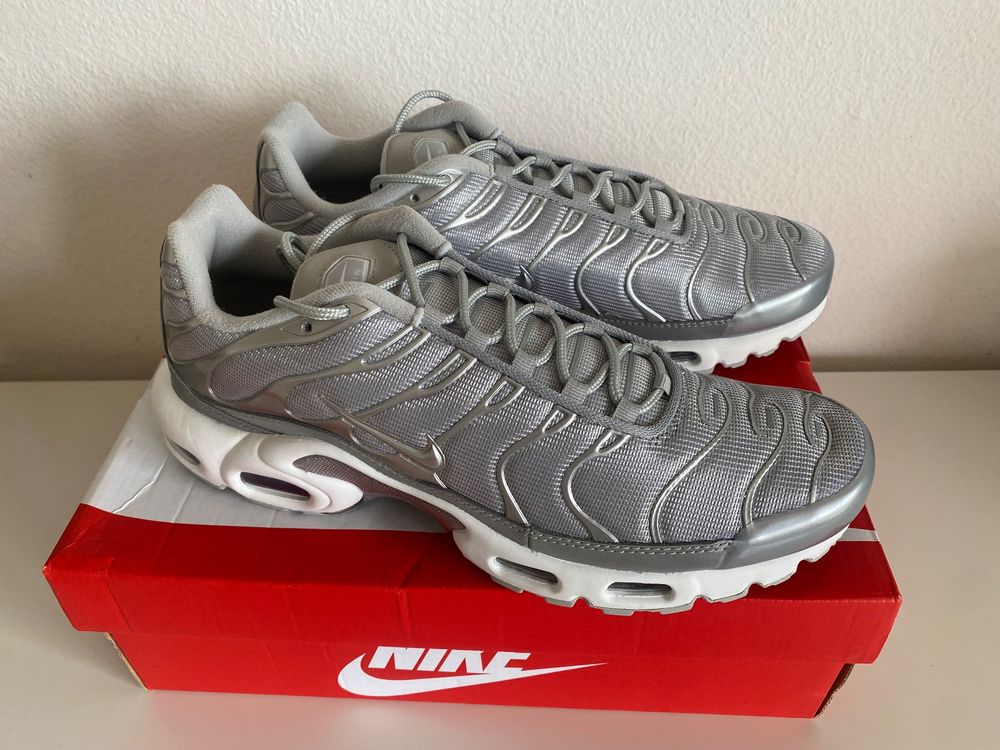 peite Oswald selvitys nike tuned 1 herren 44 Switzerland Repsottaa