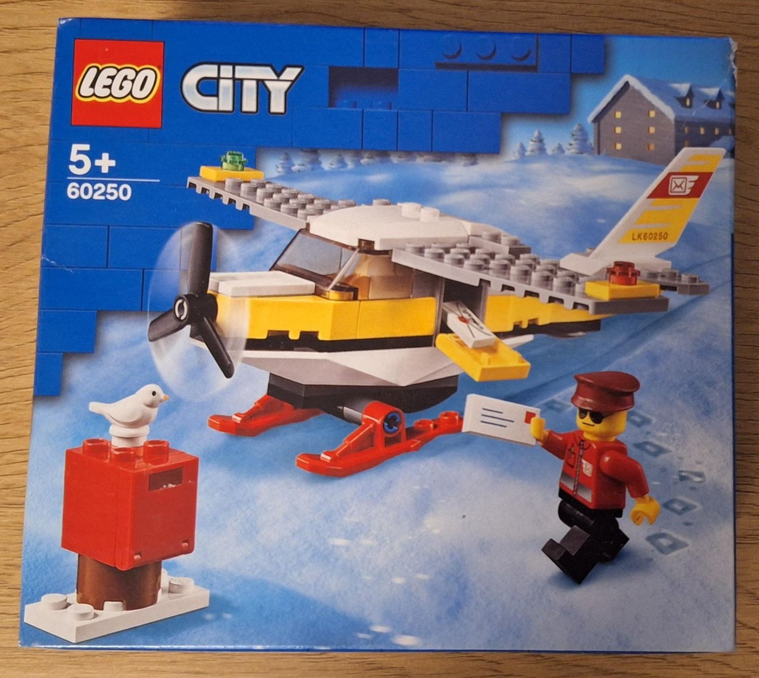 Lego Kit di costruzioni: LEGO CITY 60250 MAIL PLANE – Nuovo e nell'imballaggio originale da Genève venduto da BrickFanGe