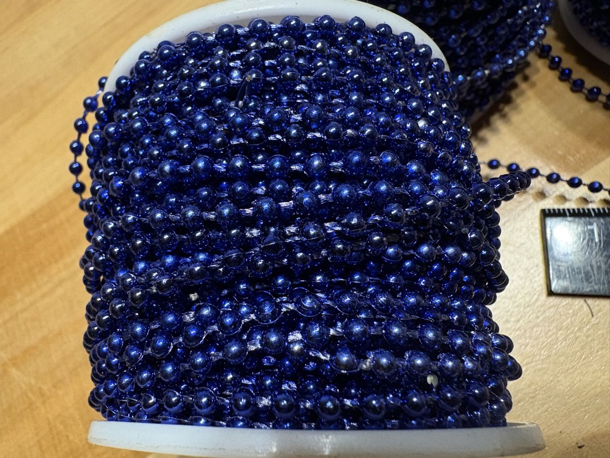 Tutte le decorazioni: 3 rollen blaue Perlen Schnur – Nuovo (secondo la descrizione) da Rümlang venduto da Sambas19 1