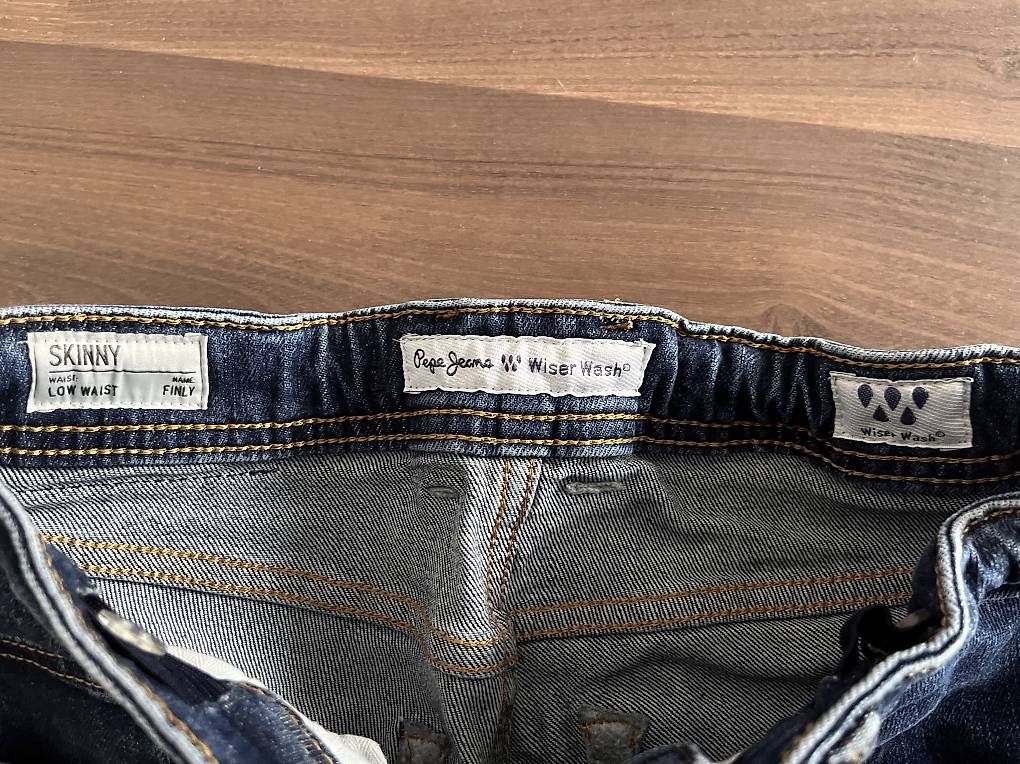 Jeans: Pepe Jeans Skinny  – Gebraucht aus Niederwangen BE von mcp_l62p 1