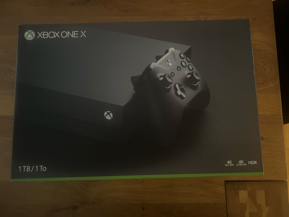 Microsoft Console: Xbox One X 1TB Bundle mit 4 Spielen neuwertig  – Nuovo (secondo la descrizione) da Uznach venduto da Apuutze
