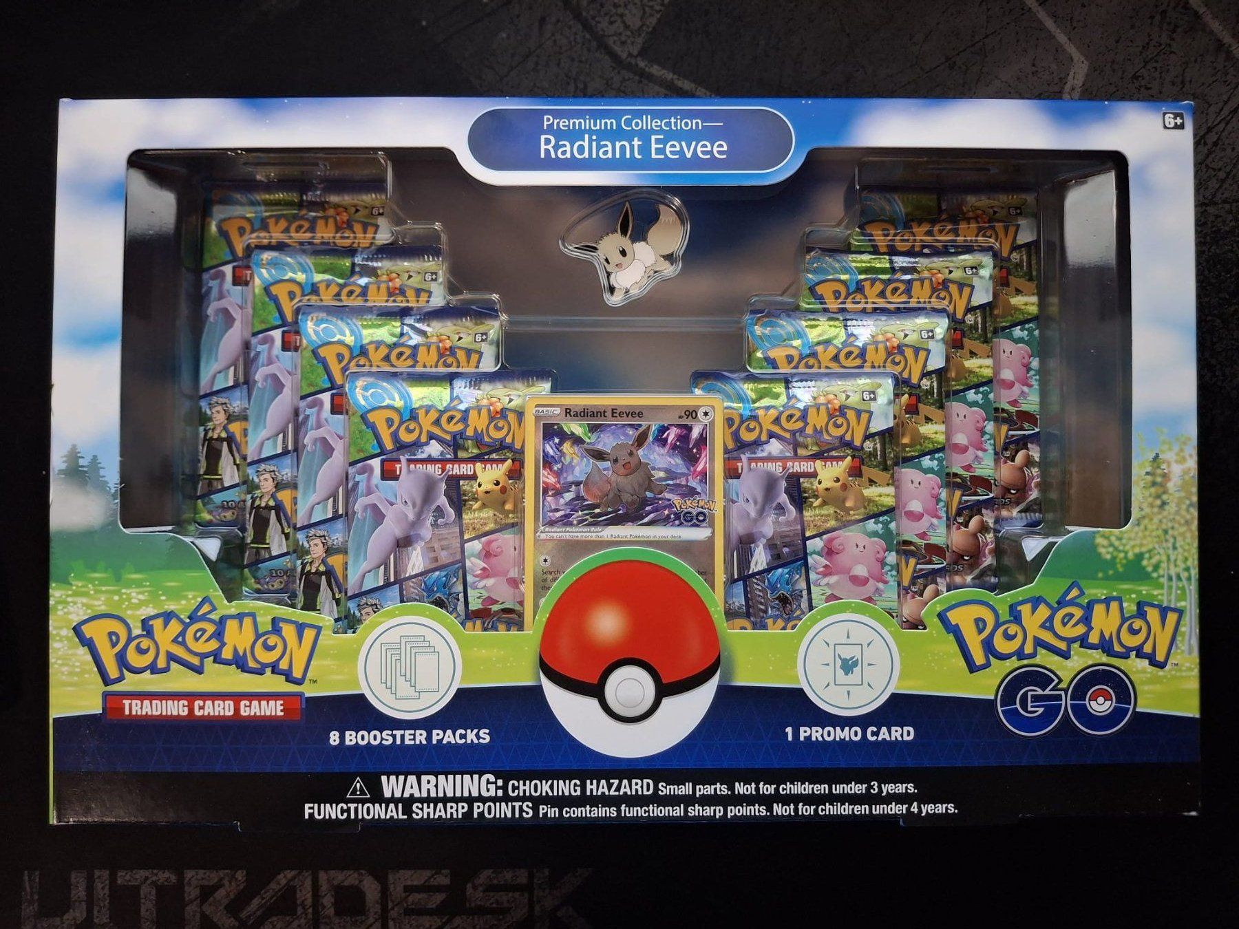 Pokémon Sammelbilder & Trading cards: Pokemon GO - Radiant Eevee Premium Collection - EN – Neu und originalverpackt aus Trub von PM94