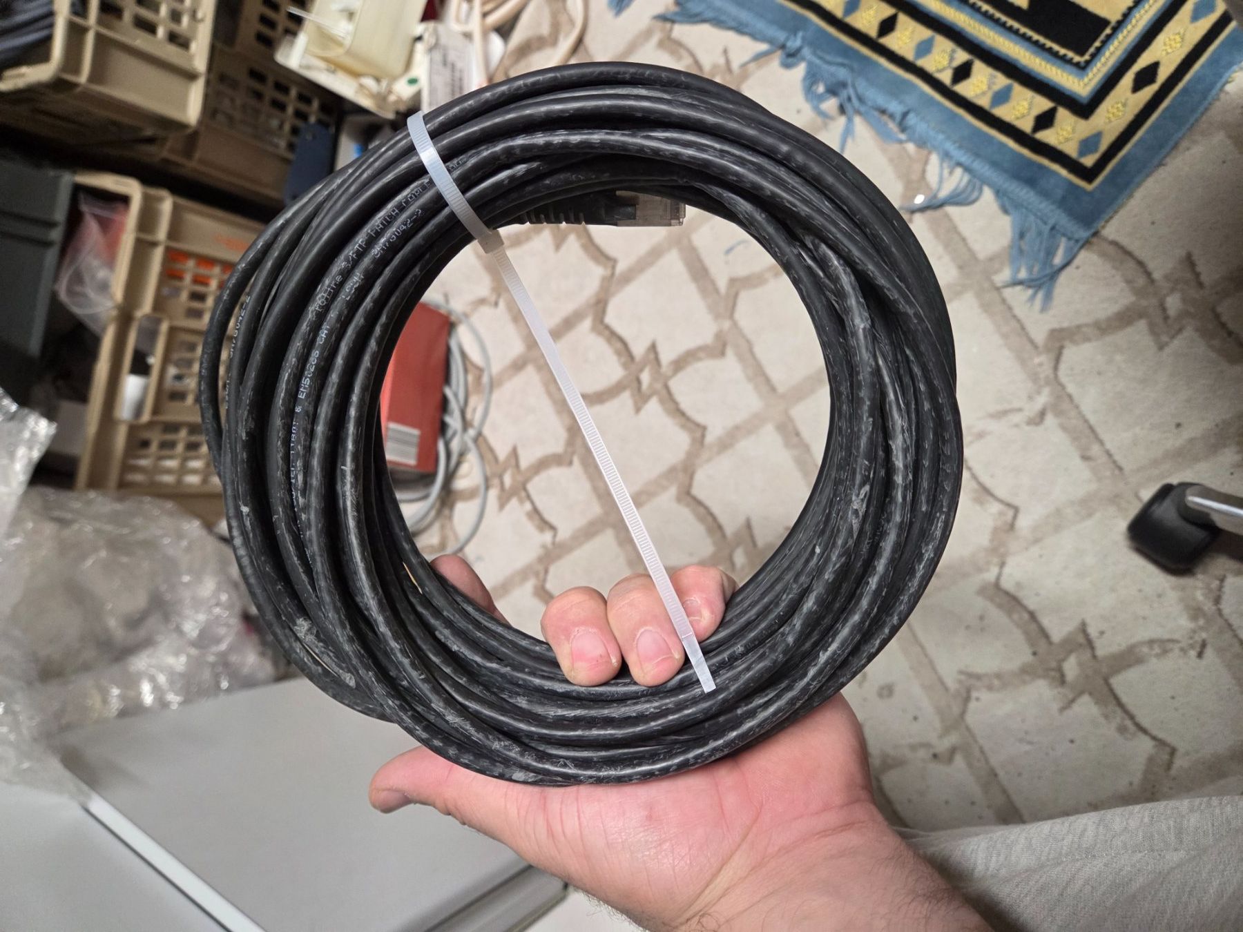 Cavi: Patchkabel Cat6 RJ45 UKV 15m Ethernetkabel Netz – Usato da Zürich venduto da Alibaba1234 5
