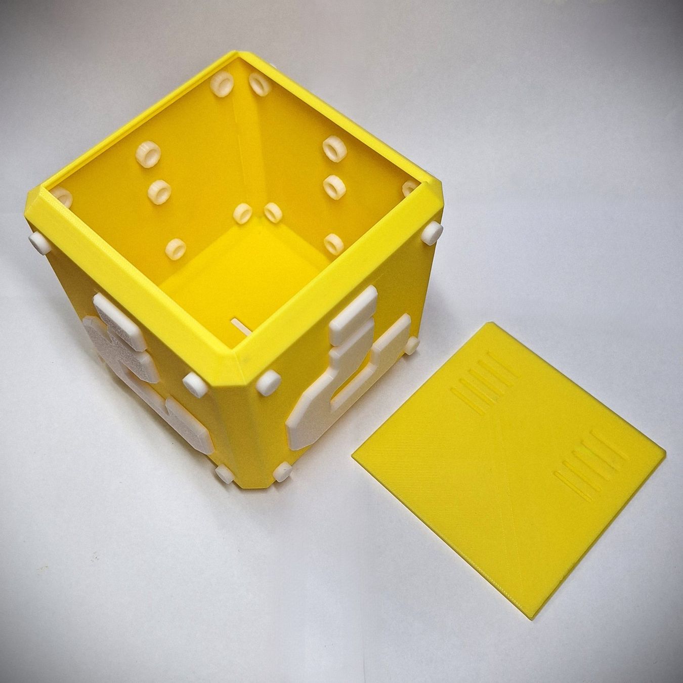 Tirelires: Mario Fragezeichen-Block Spardose – Neuf avec emballage d'origine à Dietikon par You_Want_We_Print 3
