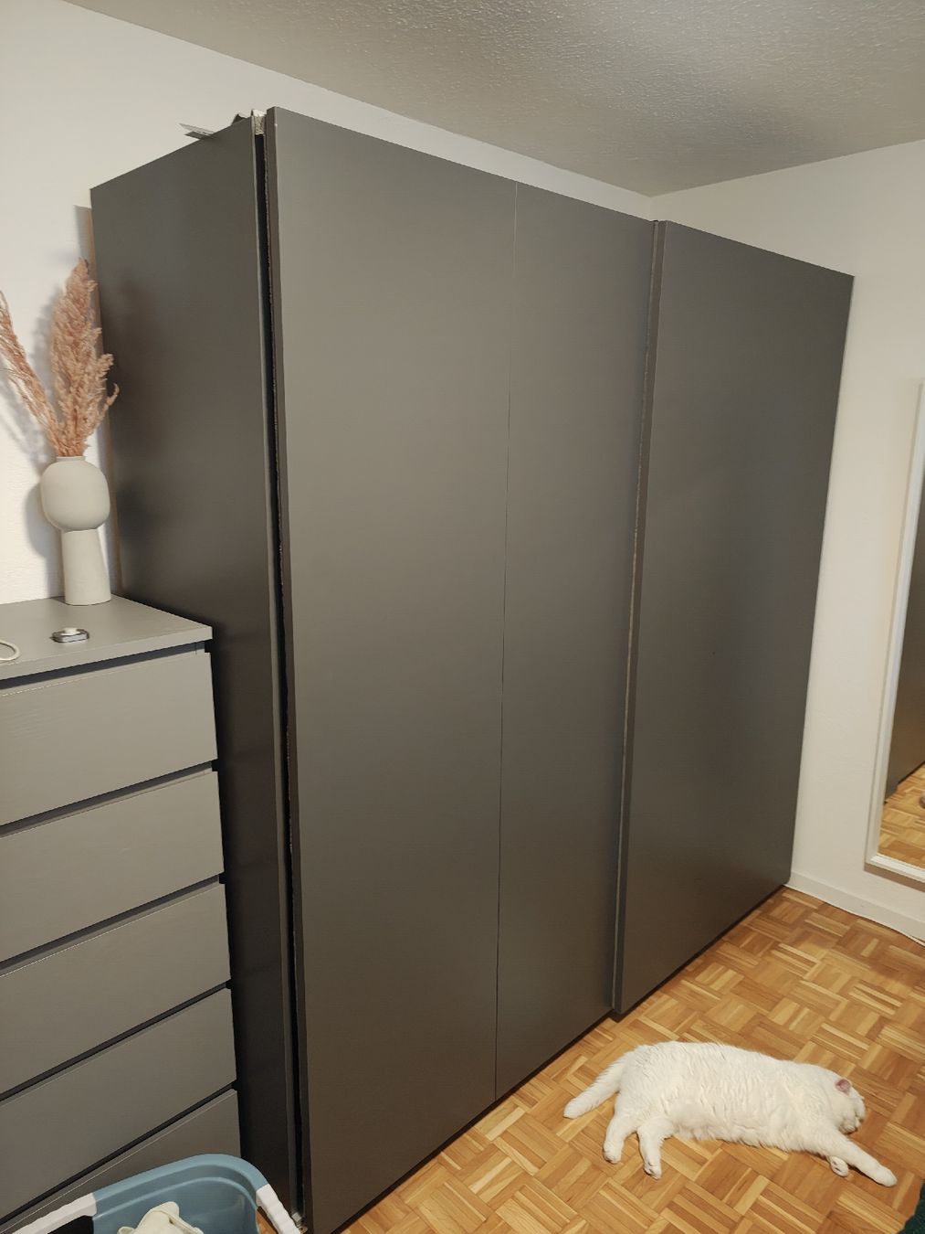 Ikea Guardaroba: KLEIDERSCHRANK ZU VERKAUFEN – Usato da Arni AG venduto da strecharmstrong