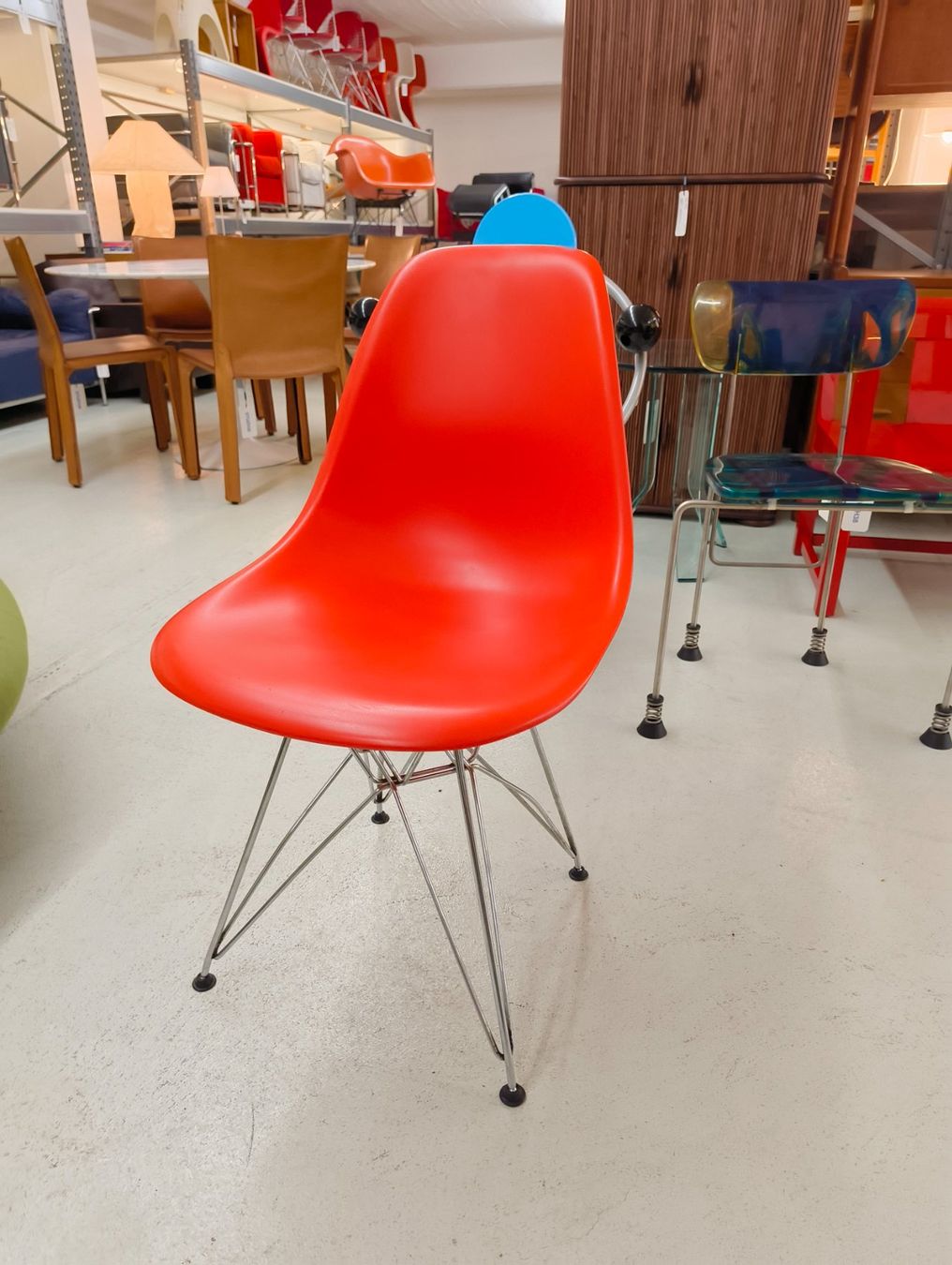 Vitra Stühle: Original Eames Sidechair von Vitra Rot DSR - Eifel – Gebraucht aus Zürich von vintage_design_sale 2