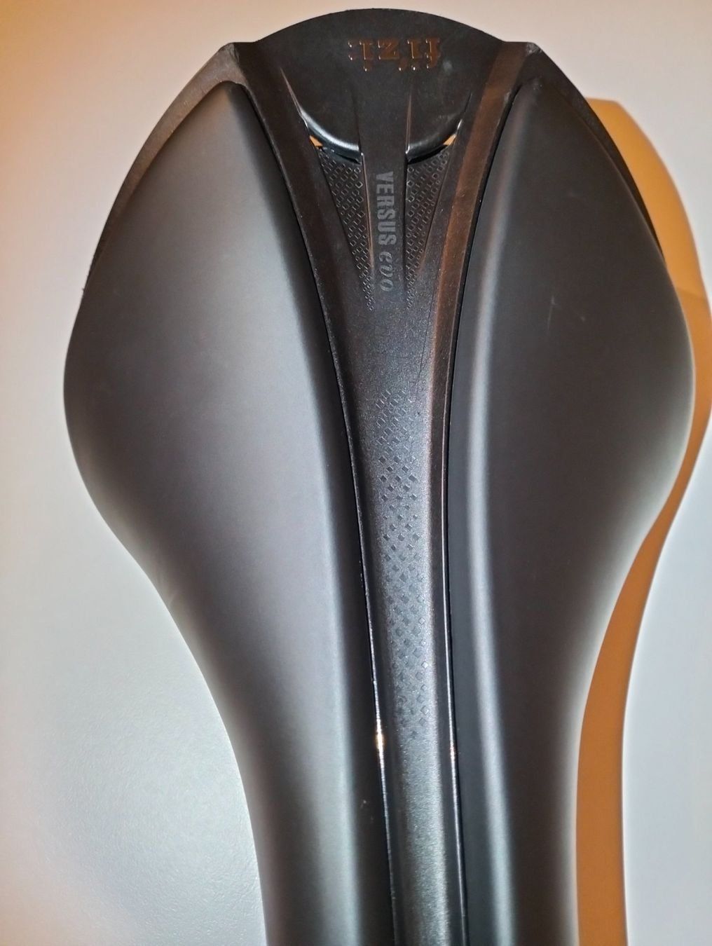 Fizik Pezzi di ricambio: Fizik Aliante R1 Versus Evo – Usato da Uster venduto da KarlZH 3