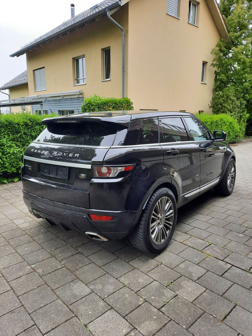 Land Rover Automobili: Range Rover Evoque 2.0Si4 Prestige – Usato da Ottikon b.Kemptth. venduto da Sharan6 1