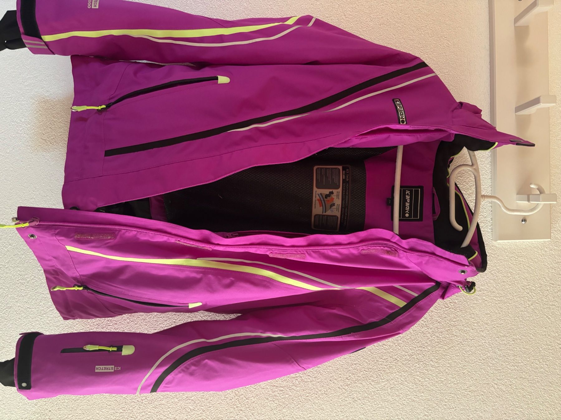 Sci: Ensemble de ski vert et violet – Usato da Grandvillard venduto da Elsa.Del 6