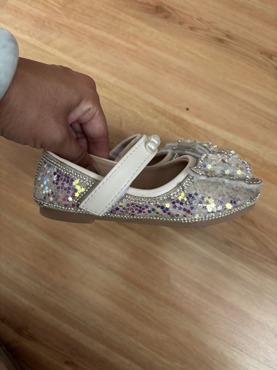 Scarpe per ragazze: Prinzessinnenschuhe – Usato da volketswil venduto da Sisi521 2