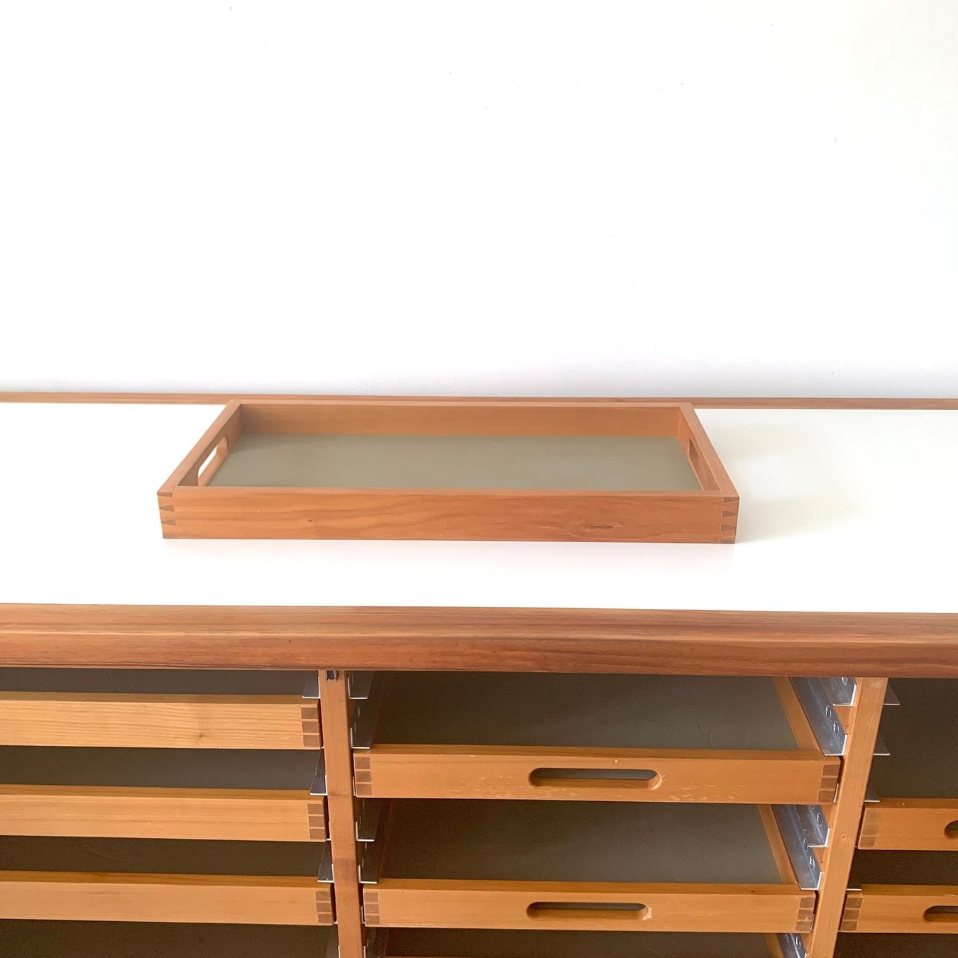 Cassettiere: Sideboard/Kommode aus den 60/70er Jahren – Usato da Winterthur venduto da Trouvailles-77 6