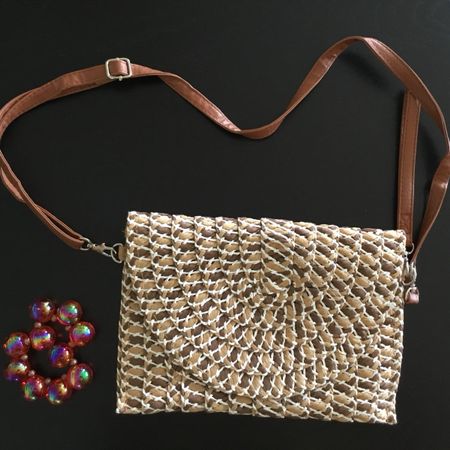 Pochette tressée & bracelet corail 🪸