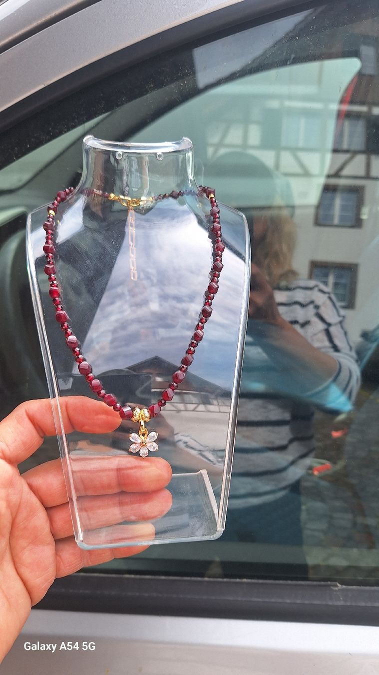 Catenine: Halskette mit Granatsteine – Nuovo (secondo la descrizione) da Oberglatt ZH venduto da nat_c6k7 2