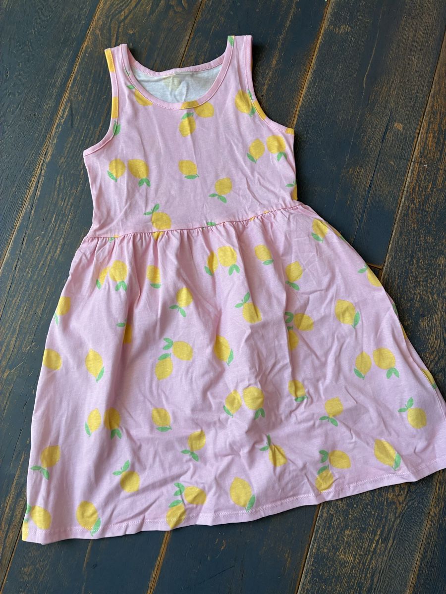 Vestiti & Gonne: Schönes Kleid Gr. 122, Neu – Nuovo (secondo la descrizione) da richterswil venduto da lunamarie001