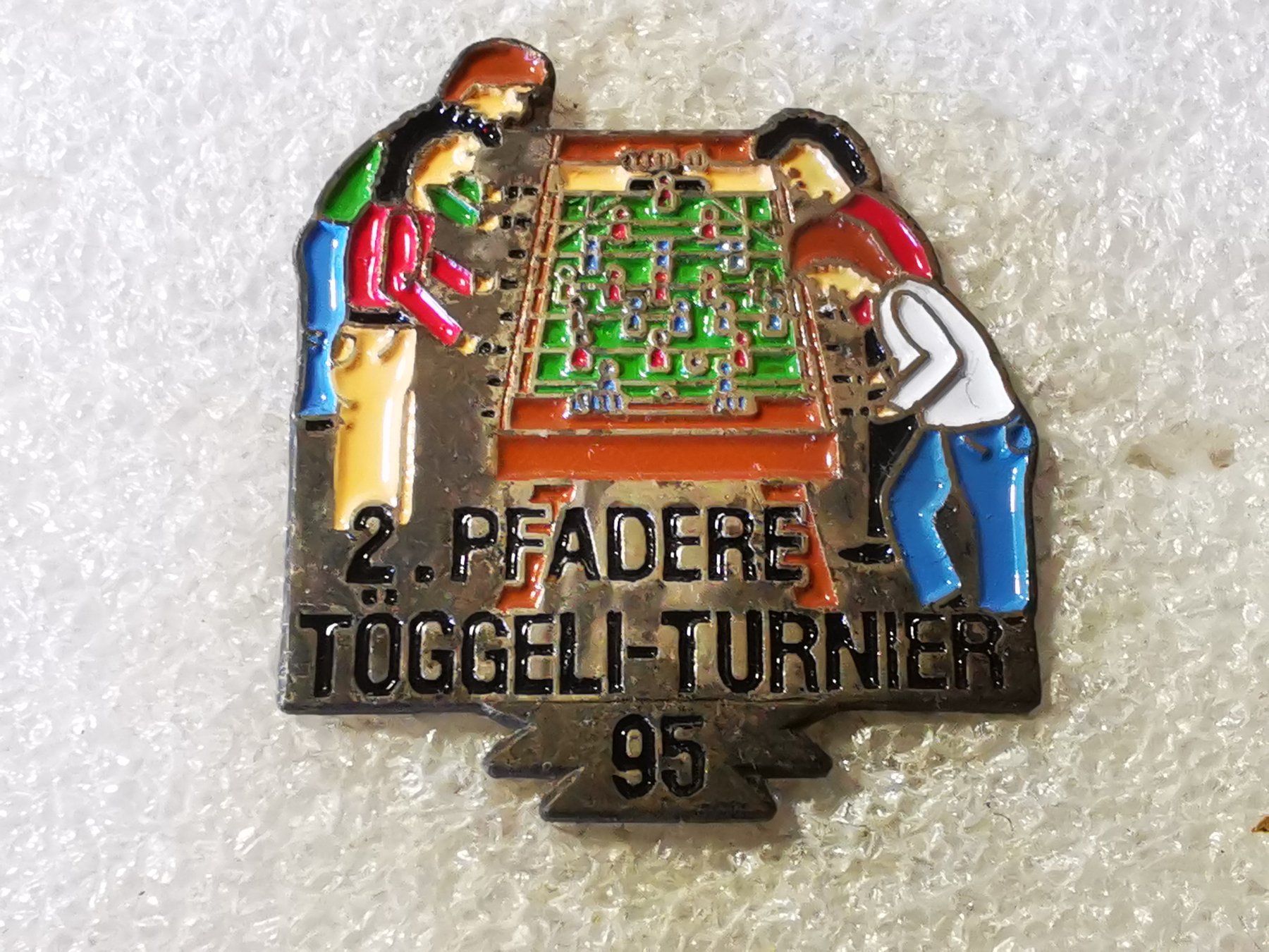 Plaketten & Abzeichen: Ansteckpin 120: 2. Pfadere Töggeli Turnier 1995 – Gebraucht aus Oppligen von Pin-Fall-Shop