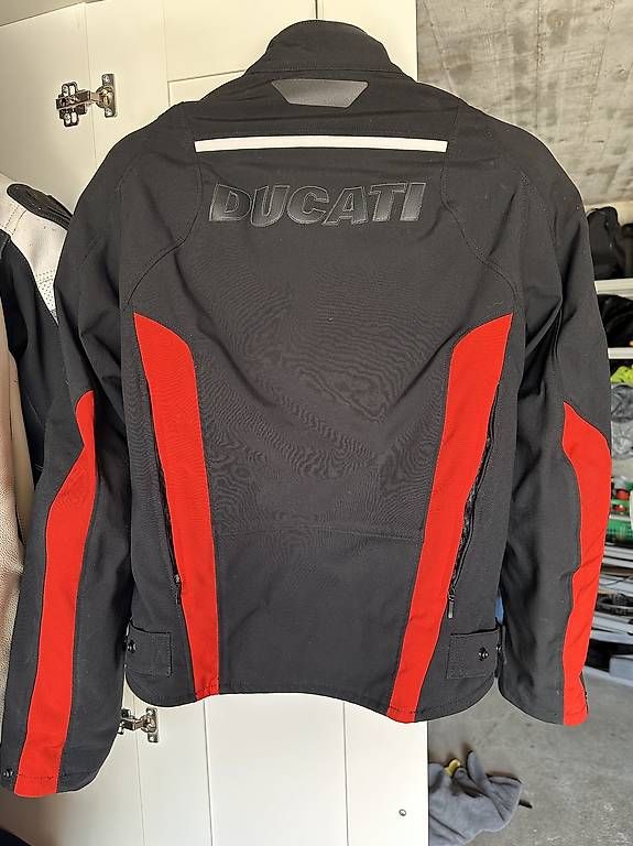 Giacche: Ducati Motorradjacke gr 48 – Usato da Rain venduto da Denisesch1 1