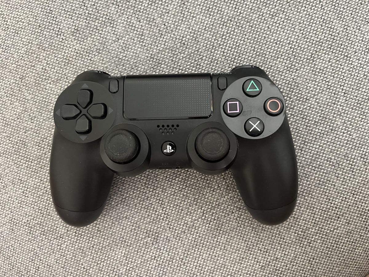 Sony Consoles: Playstation 4 mit Controller und Spielen – Neuf (Voir description) à Allschwil par sar_9sy9 2