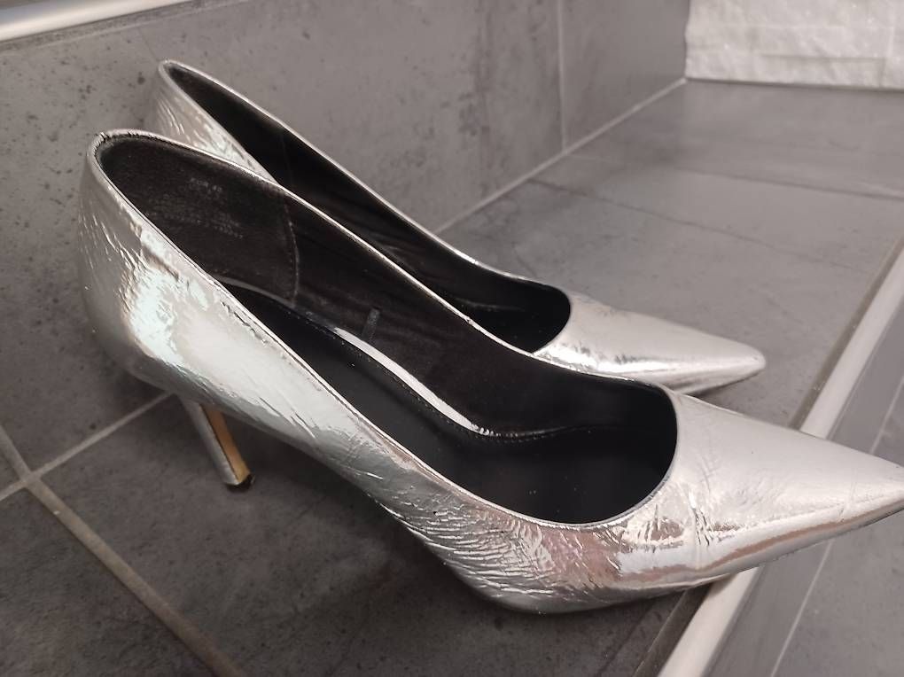 Scarpe da donna: Pumps Silber – Usato da Emmenbrücke venduto da Ddagi
