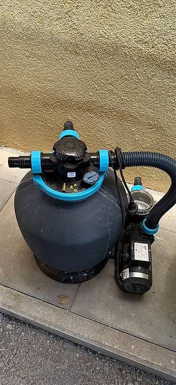 Chauffage: Pompe de piscine – D'occasion à Nyon par VD11205ch