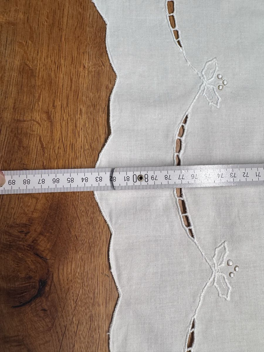 Sonstige Tischwäsche: Tischtuch ca 83cm x 83cm  – Gebraucht aus Niederbüren von Oetschli 4