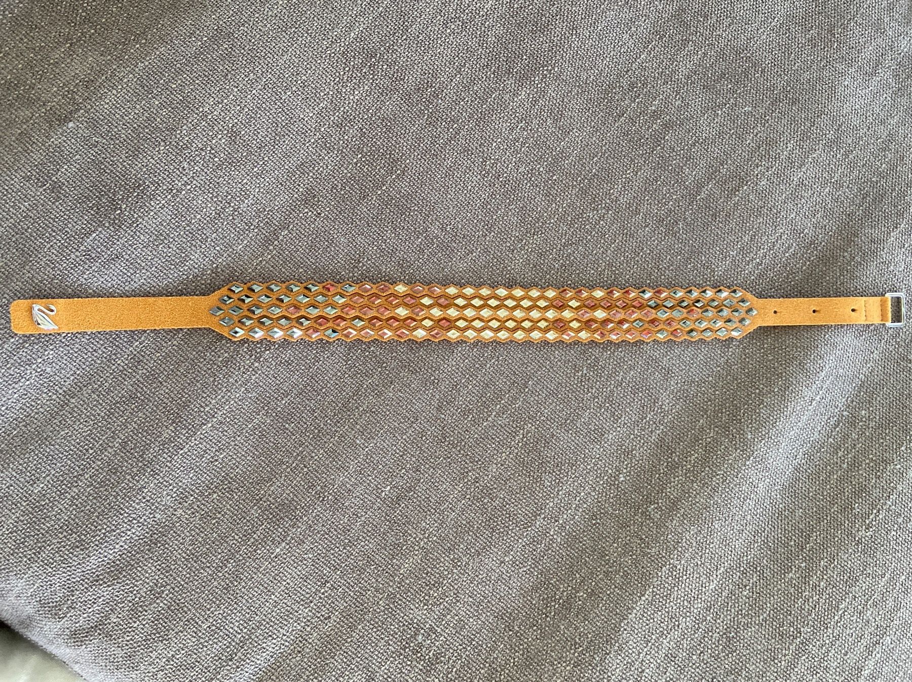 Swarovski Armbänder & -reifen: Swarovski manchette cuir brun et Crystal – Gebraucht aus Neuchâtel von lu7_9rs7 1