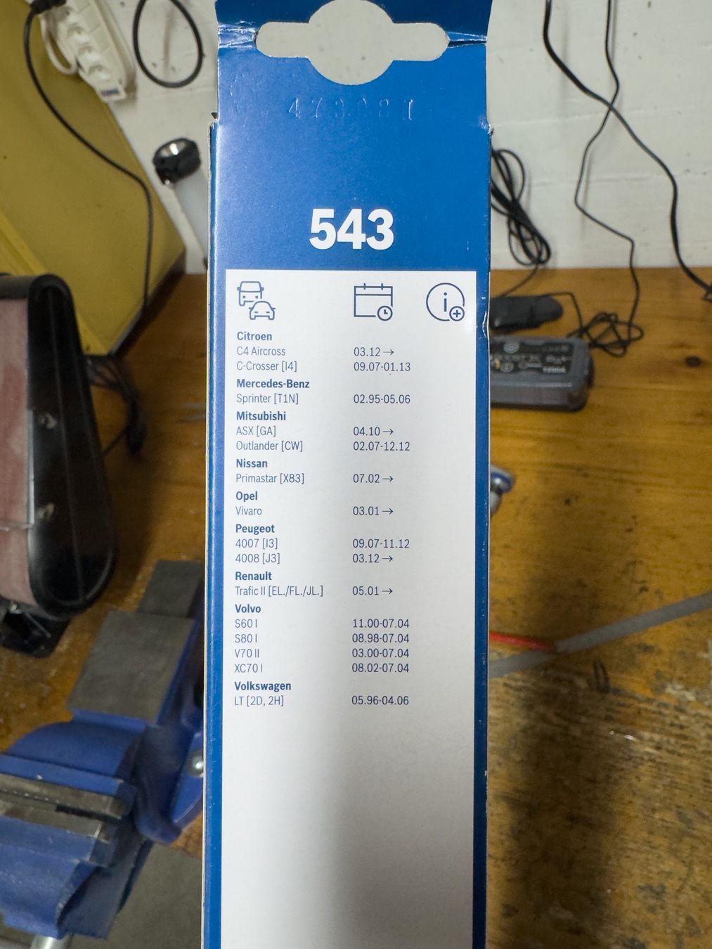 Bosch Tutti pezzi di ricambio auto: Bosch Scheibenwischerblätter 543 neu – Nuovo e nell'imballaggio originale da Helgisried venduto da apple-sigi 1