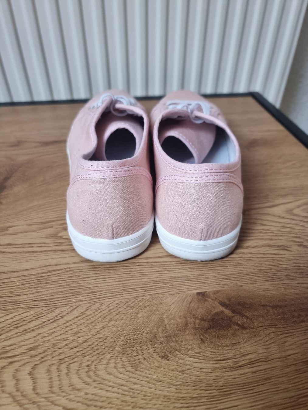 Scarpe da donna: Rosa Stoffschuhe mit Glitzereffekt, Gr. 39 – Usato da Interlaken venduto da NataliiaS 4