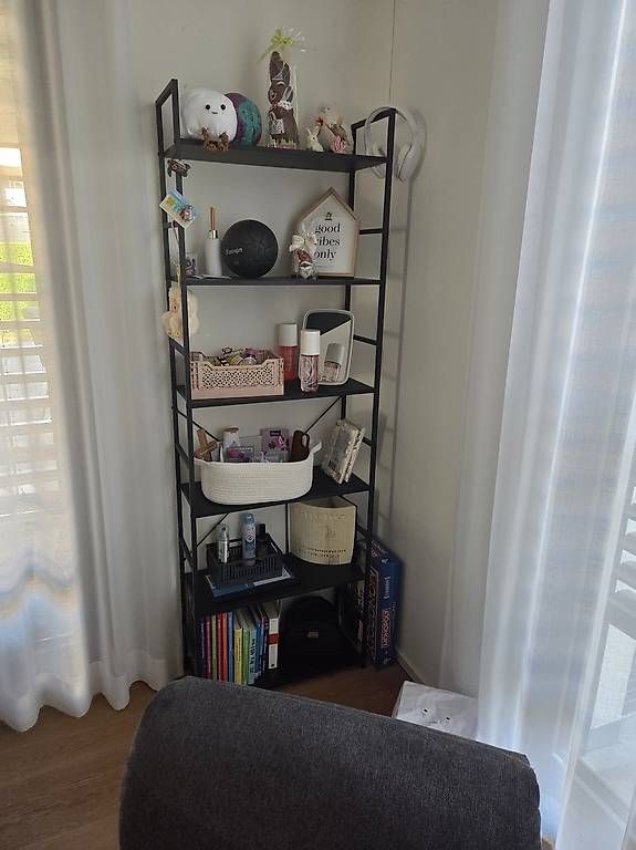 Scaffali: Büchergestell / Regal schwarz – Usato da Nottwil venduto da nic_qx8k 2