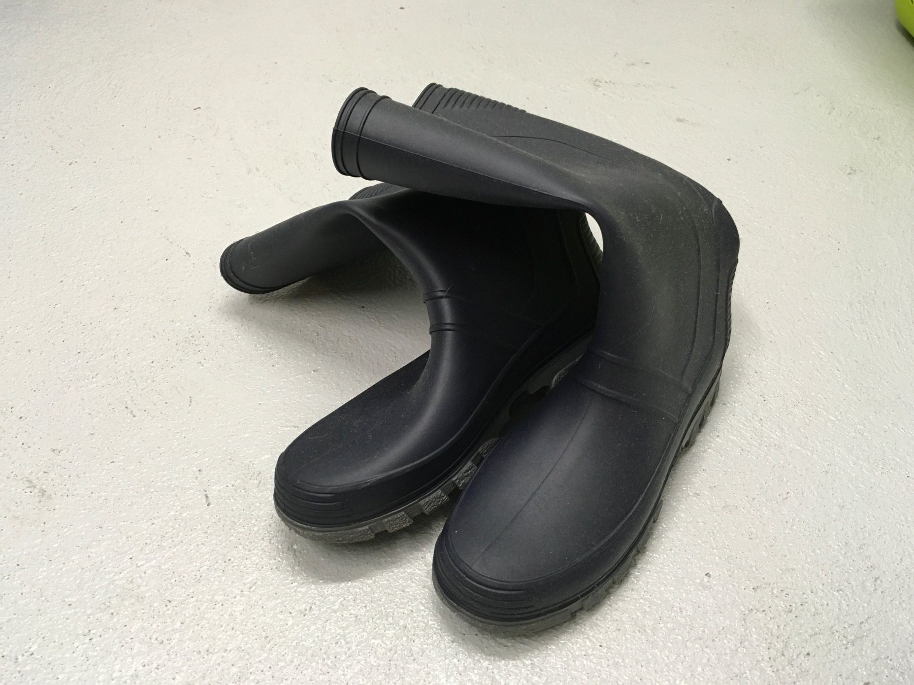 Scarpe da uomo: Gummistiefel Grösse 40 – Usato da Waltenschwil venduto da MeKo8