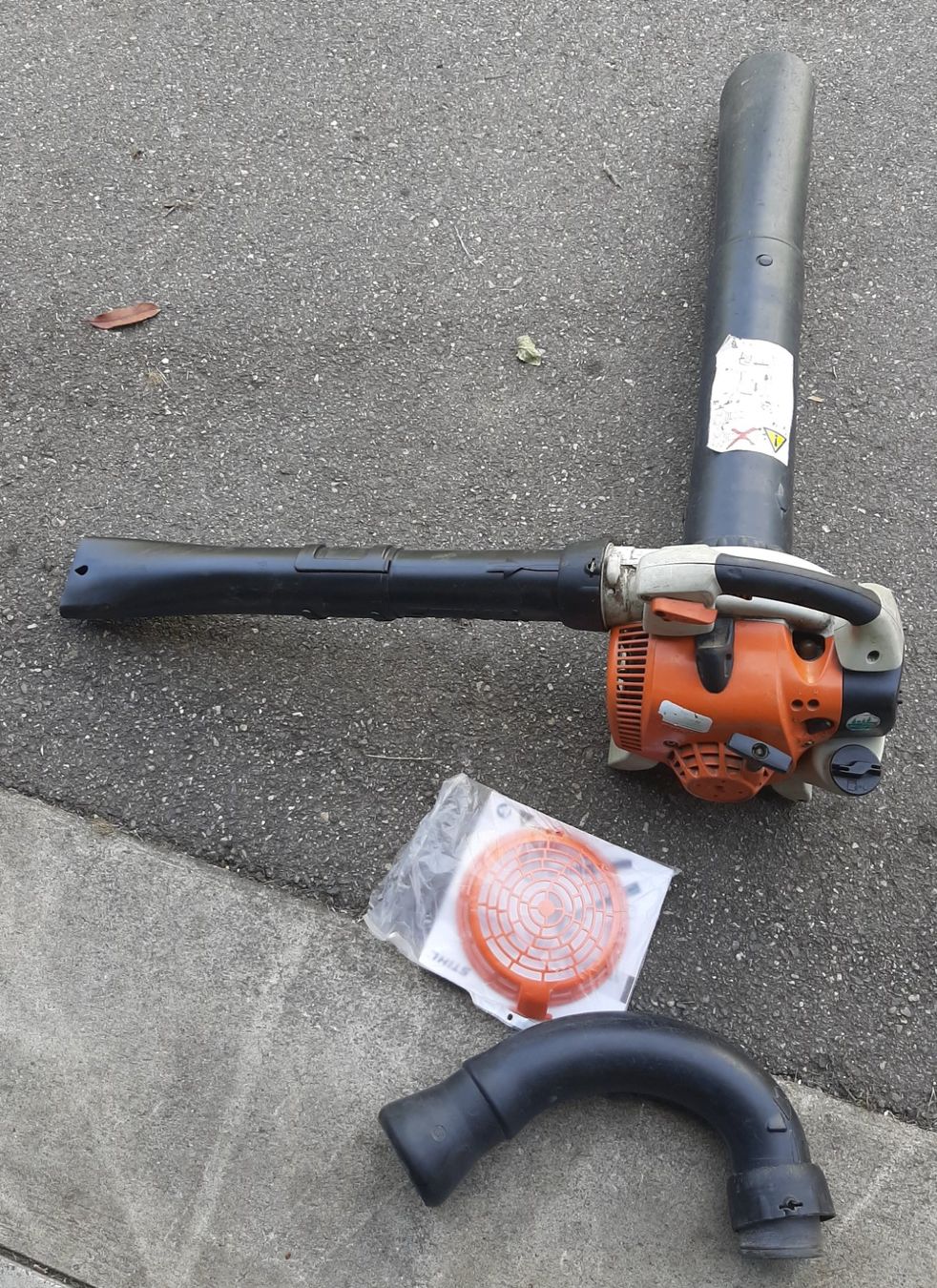 Stihl Soffiatori & Aspiratori per foglie: Stihl Laubsauger SH 86c – Difettoso da Grenchen venduto da BHK 4