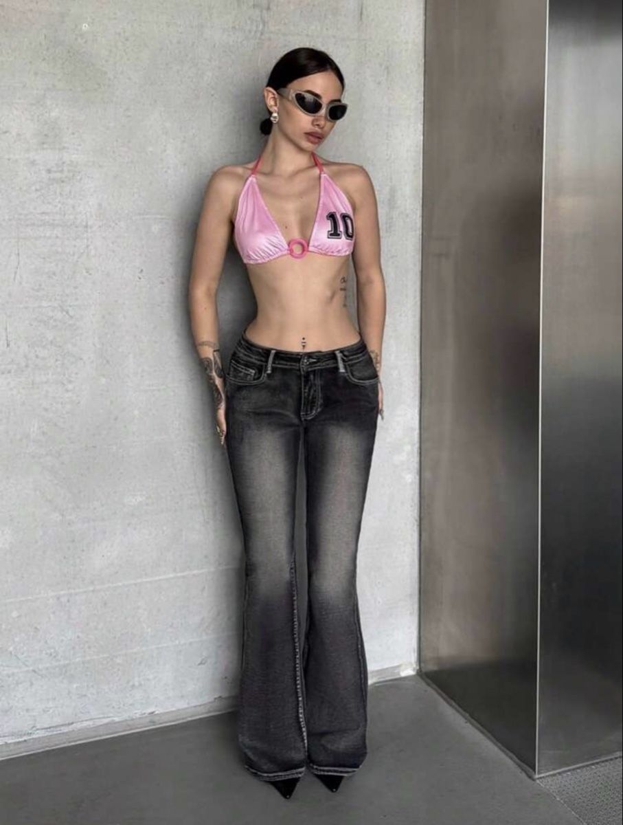 Jeans: Damen Jeans Schlaghose Grösse S neu – Nuovo (secondo la descrizione) da Schaffhausen venduto da non_2vnn 1