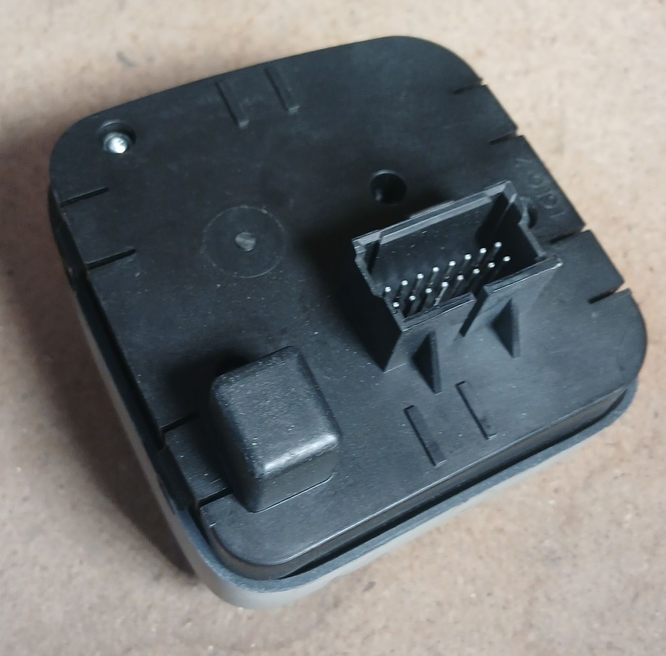 Cadillac Tutti pezzi di ricambio auto: Commande de phare Cadillac Seville 1998-2004 – Usato da la heutte venduto da Auto-stock 1