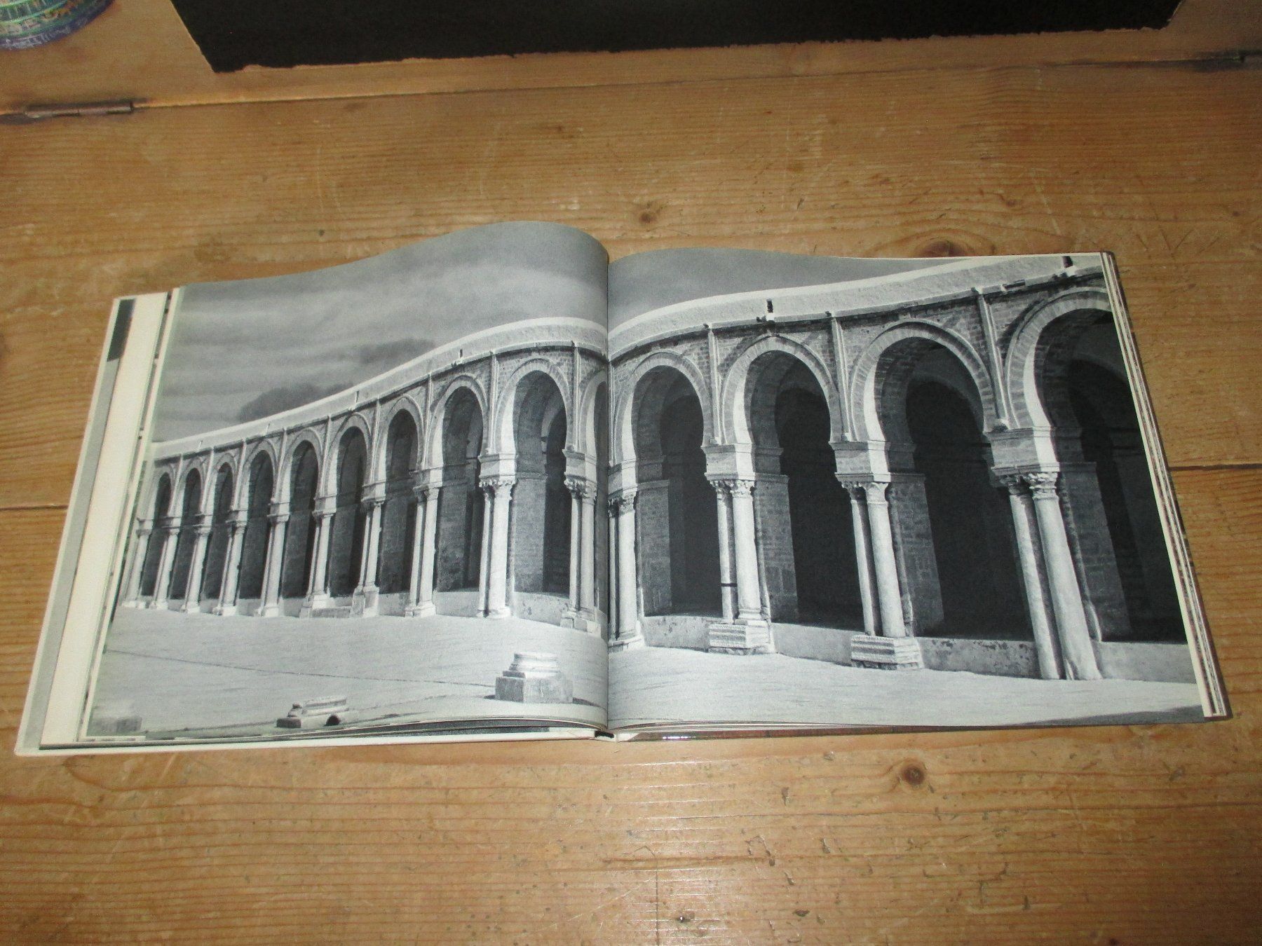 Livres: Kairouan, 1963 – D'occasion à Flims - Dorf par Stagediver 6