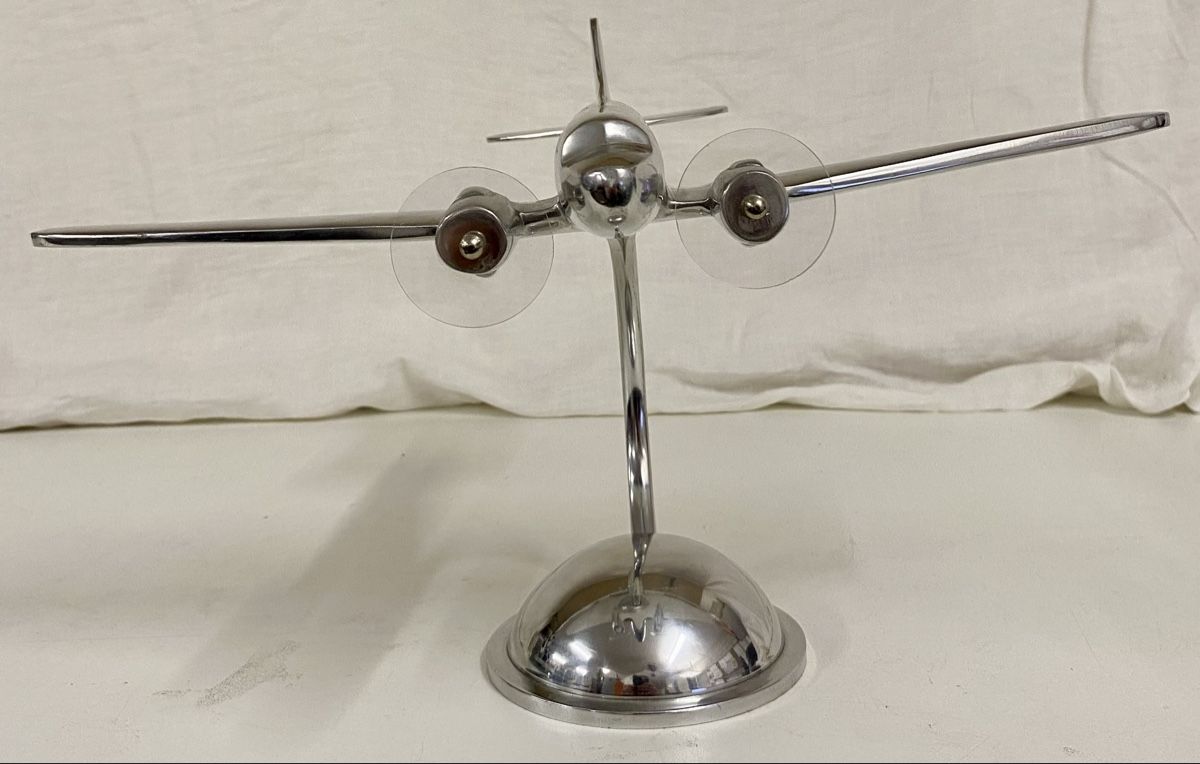 Kits de montage: Schreibtischmodell DC-3 Aluminium  – D'occasion à Glattbrugg par Pischte.Brockenhaus