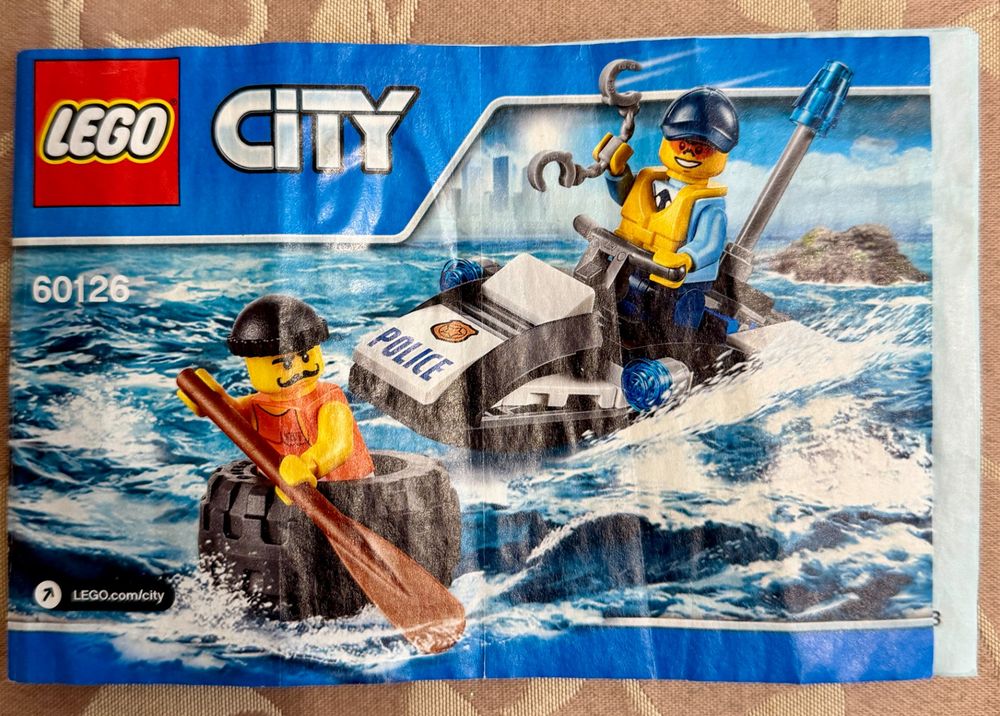 Lego City 60126 - Tire Escape (Gebraucht) in Glattpark(Opfikon) für CHF ...
