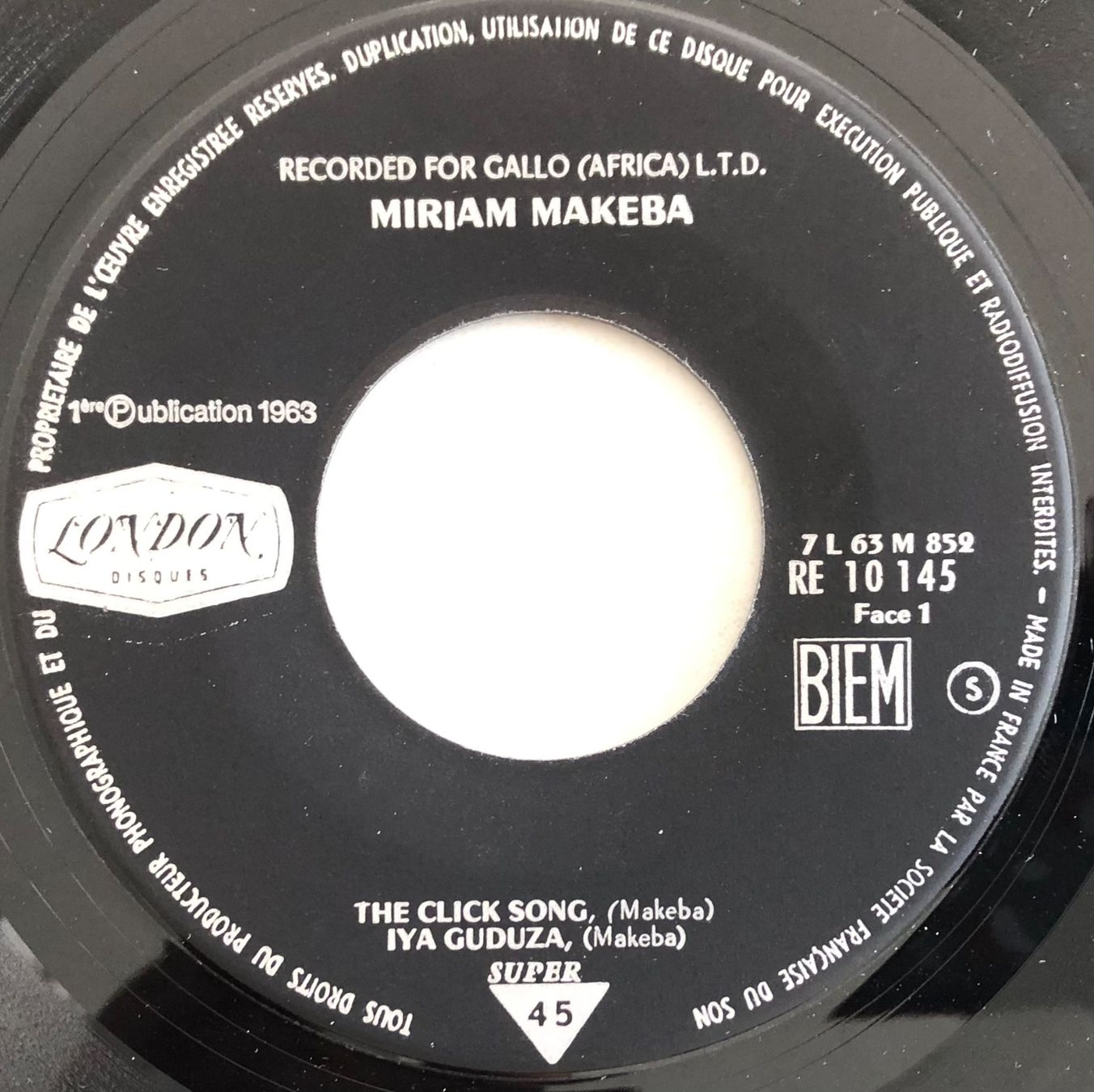 Dischi in vinile: MIRIAM MAKEBA - THE CLICK SONG – Usato da Poliez-Pittet venduto da Newtown-Records 2