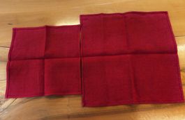 Rote Stoffe Servietten 2stk. klein 37cm und 2stk gross 46cm