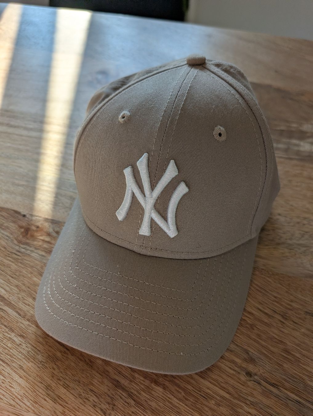Altro in  Abbigliamento & Accessori: New Era 9FORTY Cap beige One Size – Nuovo (secondo la descrizione) da Niederdorf venduto da Azariel