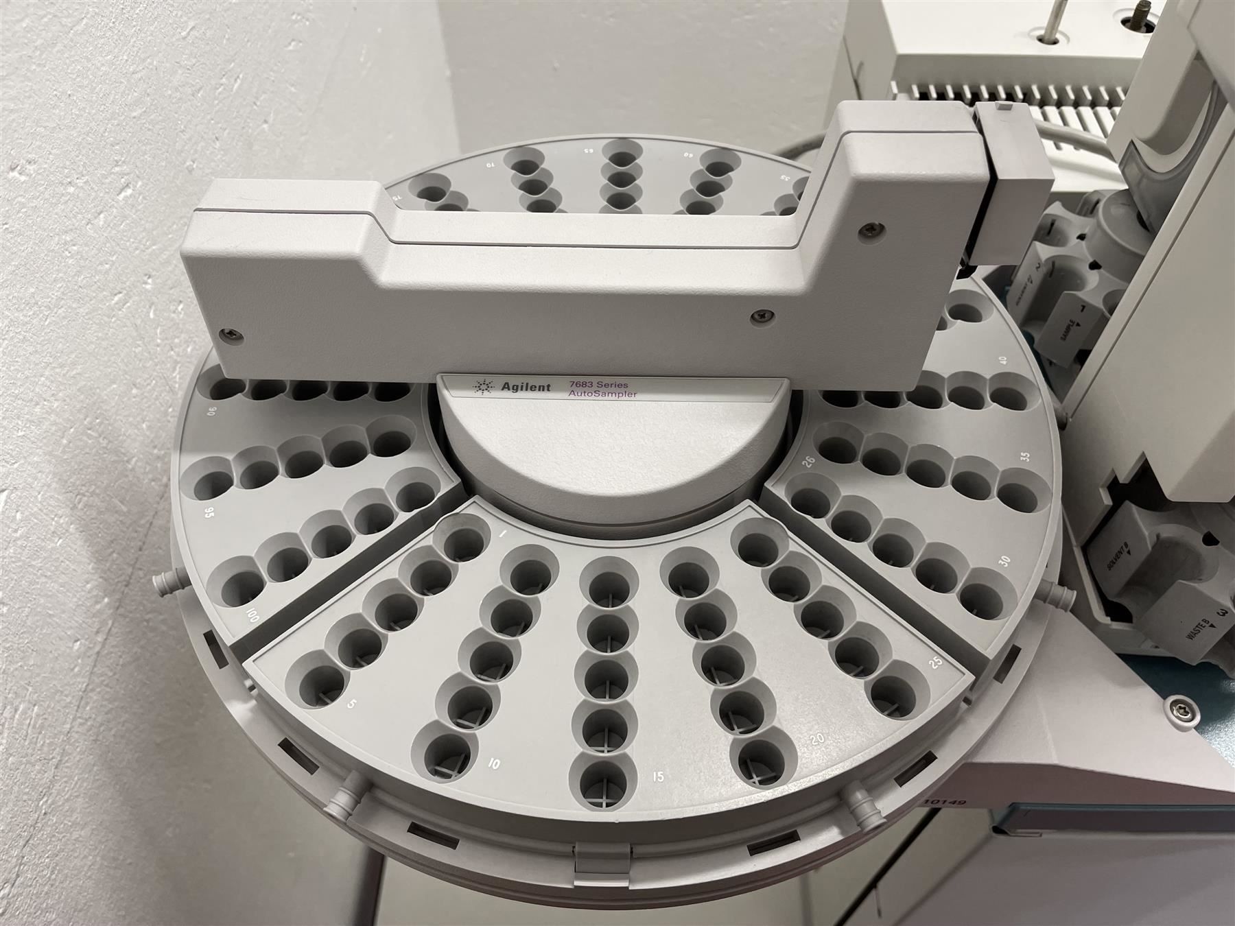 Accessori da laboratorio: Agilent 6890N Network GC System – Usato da Niederdorf venduto da LeptonAG_Labor 4