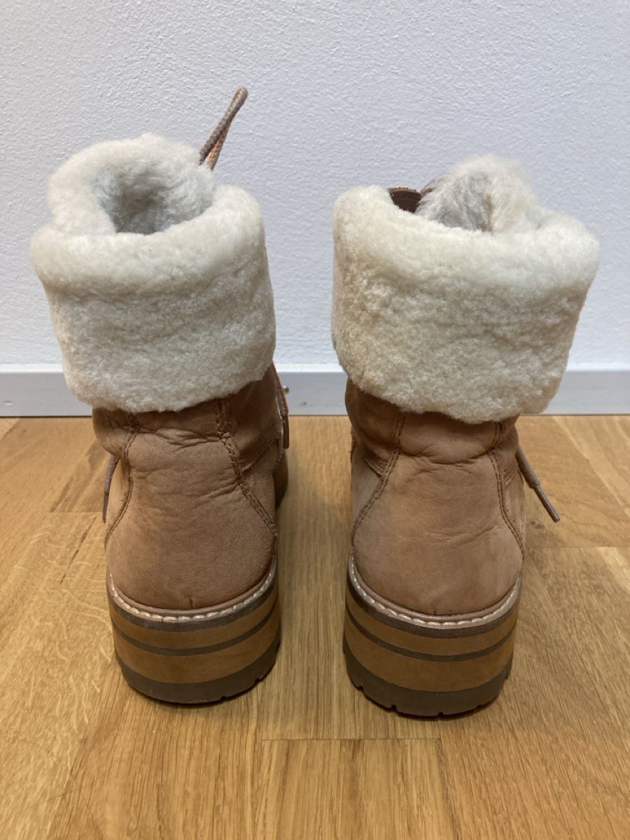 Timberland Scarpe da donna: Timberland Winterschuhe – Usato da Bern venduto da NinKue 3