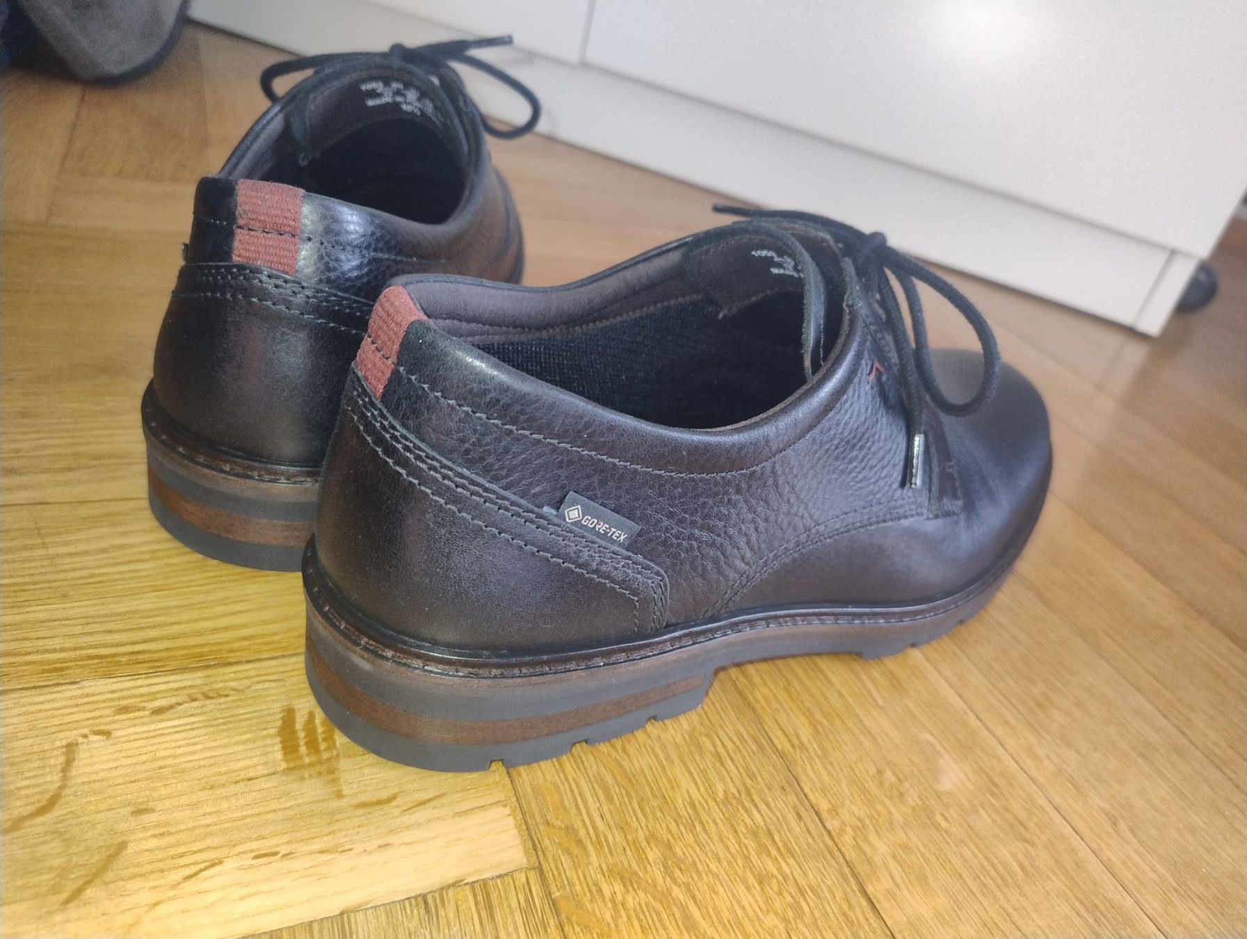 Gabor Scarpe da uomo: Chaussure, gortex, cuire, 45 pius gabor – Usato da Renens VD venduto da estilpres 1