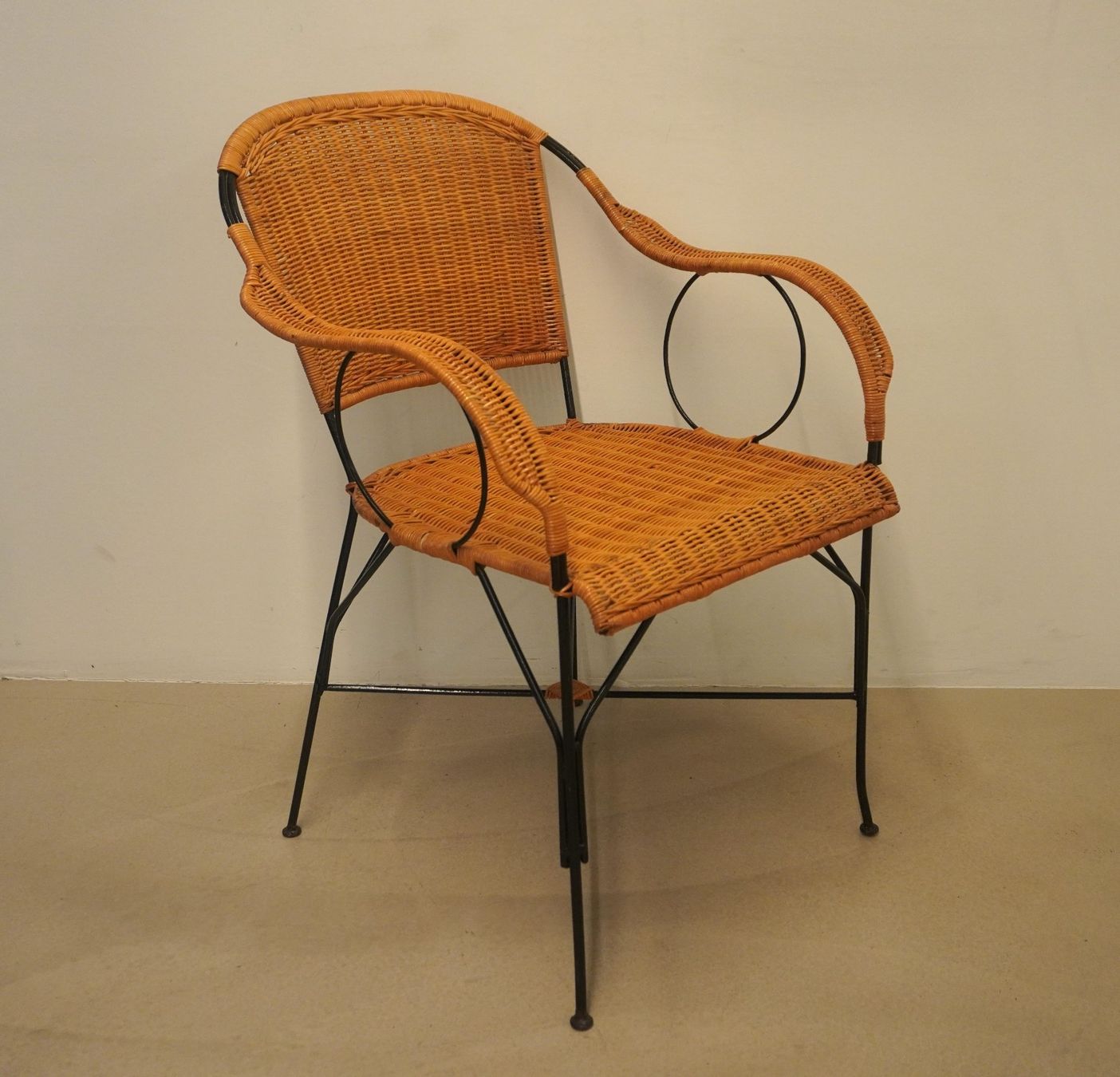 Stühle: Korbsessel/Korbstuhl (HE85) – Gebraucht aus Basel von B.W.B.